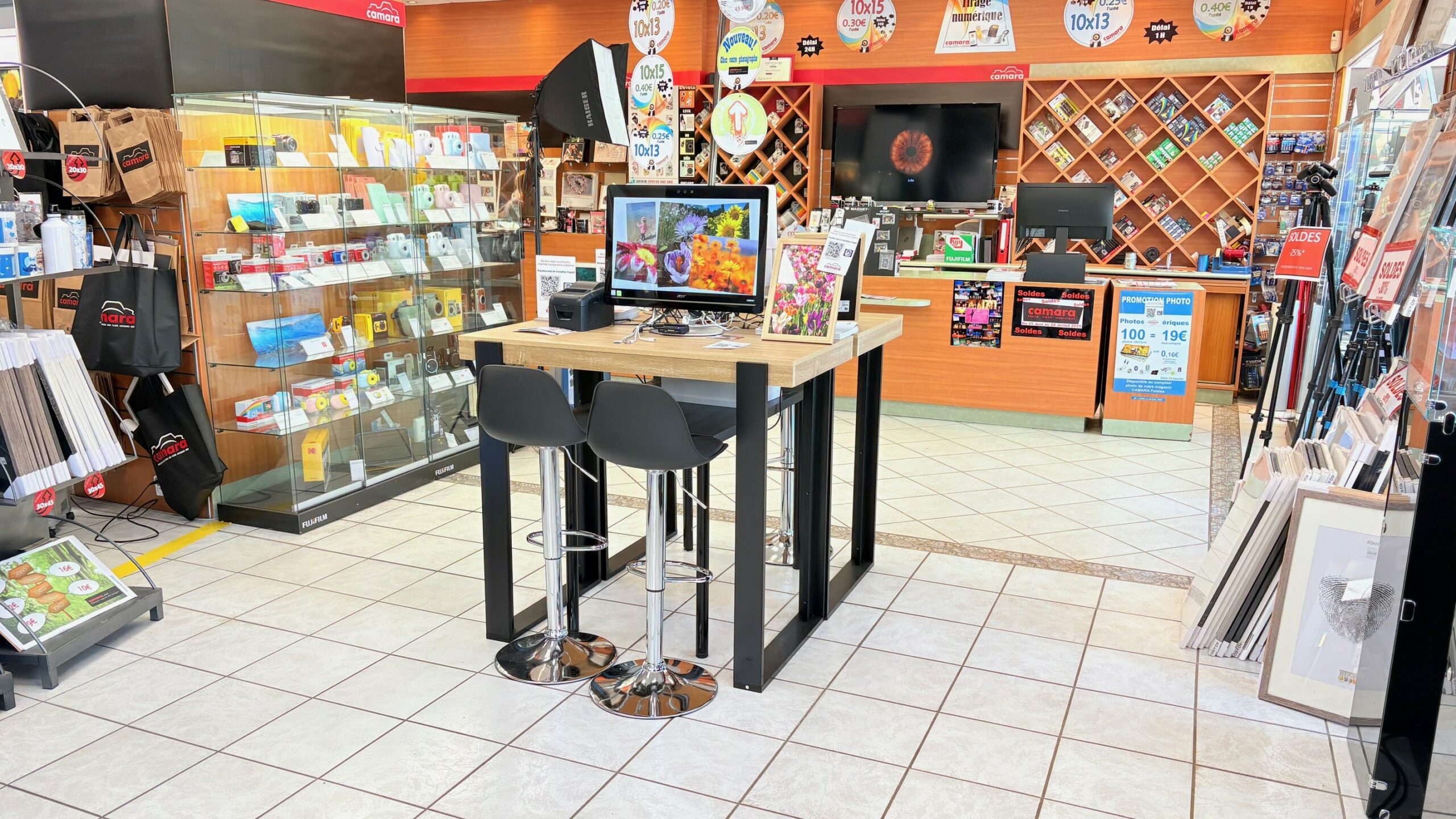 INTERIEUR MAGASIN-min